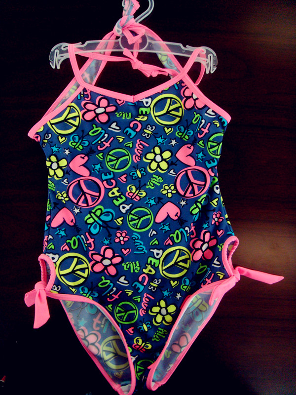 girls bikini